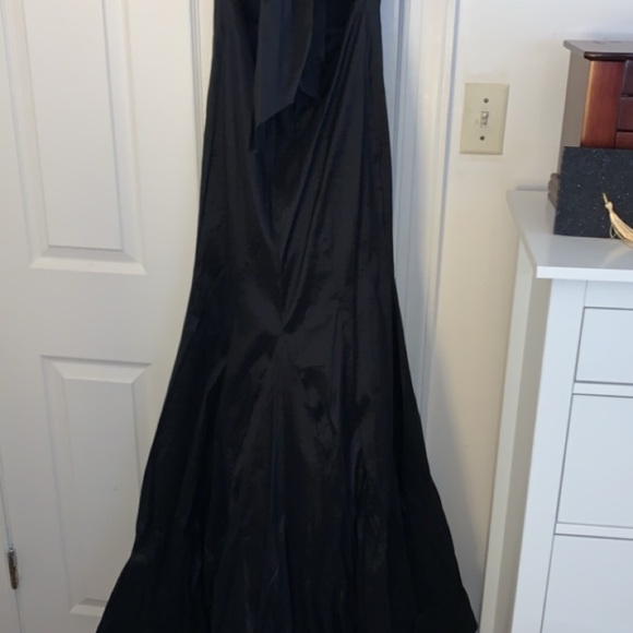 Prom dress - Picture 2 of 5